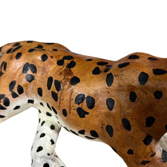 Paper Mache Leopard Figurine With‎ Lifelike Details & Painted Finish - Picture 4 of 9